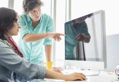 Jakie komputery do wyposażenia biura?