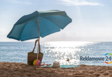 Reklama na parasolach plażowych